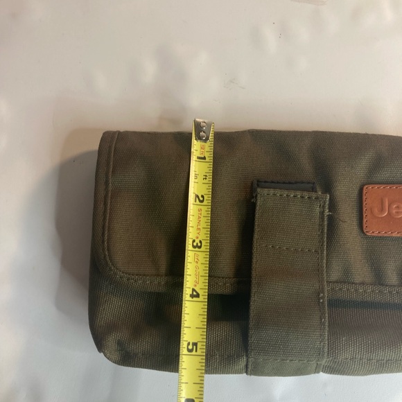 2007 Jeep Commander Owners Manual Factory Cover Case - Picture 2 of 5